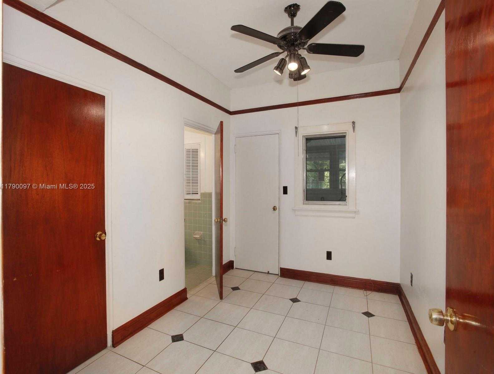Small Image of 339 NORTH EAST 96TH ST, Miami Shores Number 30