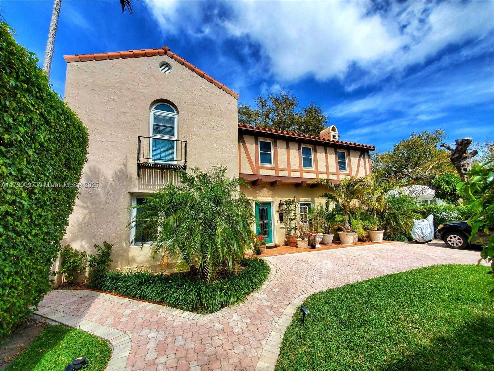 Small Image of 339 NORTH EAST 96TH ST, Miami Shores Number 44