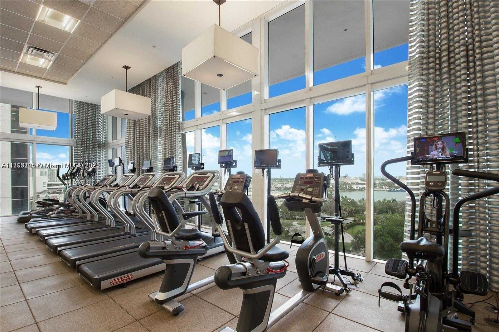 Small Image of 50 BISCAYNE BLVD #3505, Miami Number 12