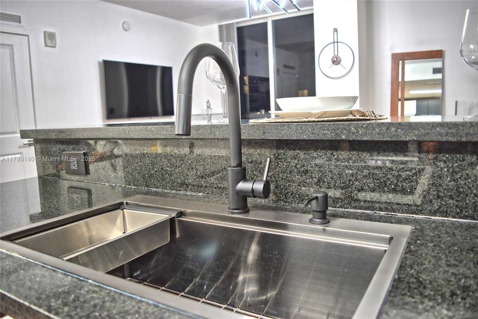 Small Image of 170 SOUTH EAST 14TH ST #2303, Miami Number 13
