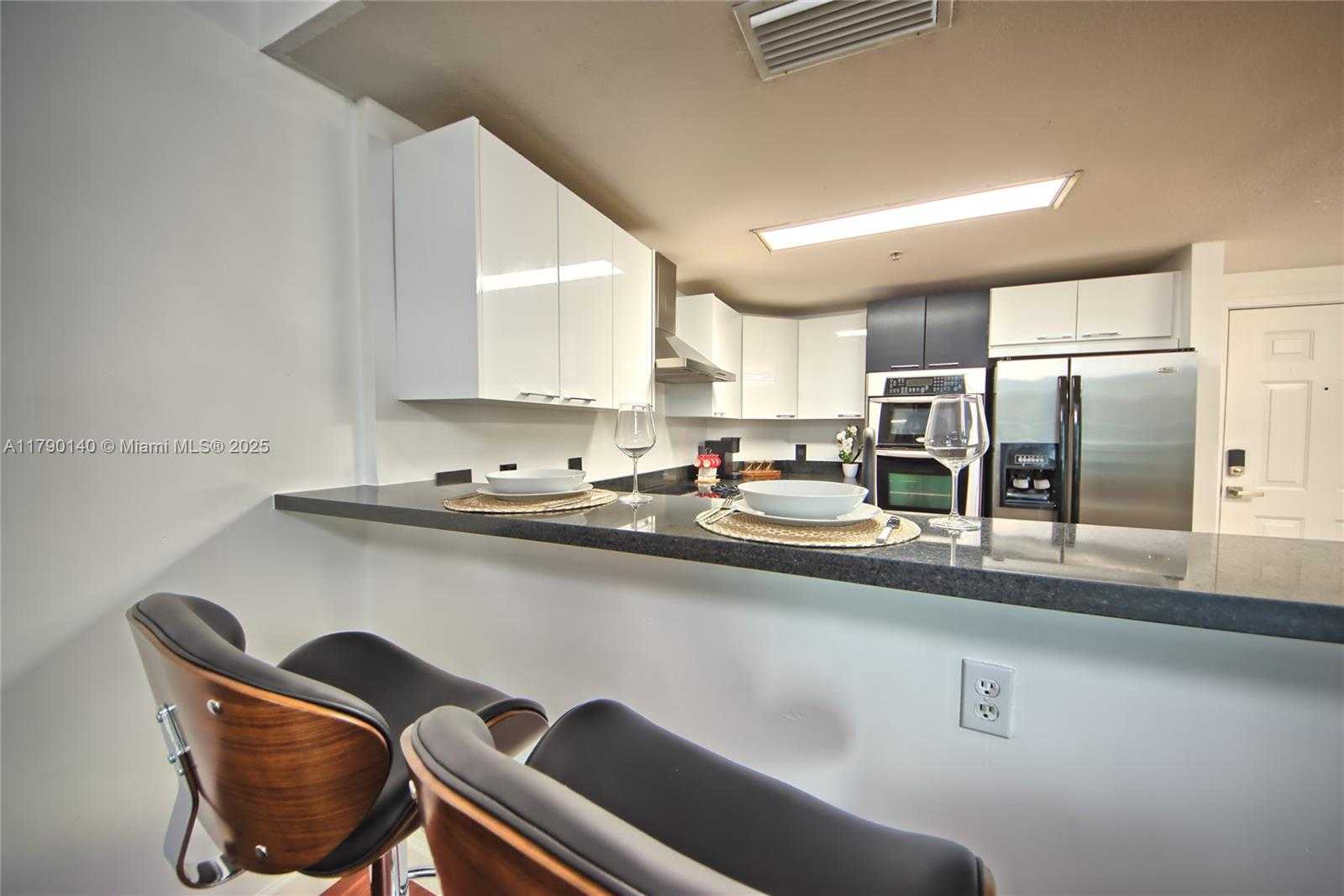 Small Image of 170 SOUTH EAST 14TH ST #2303, Miami Number 14