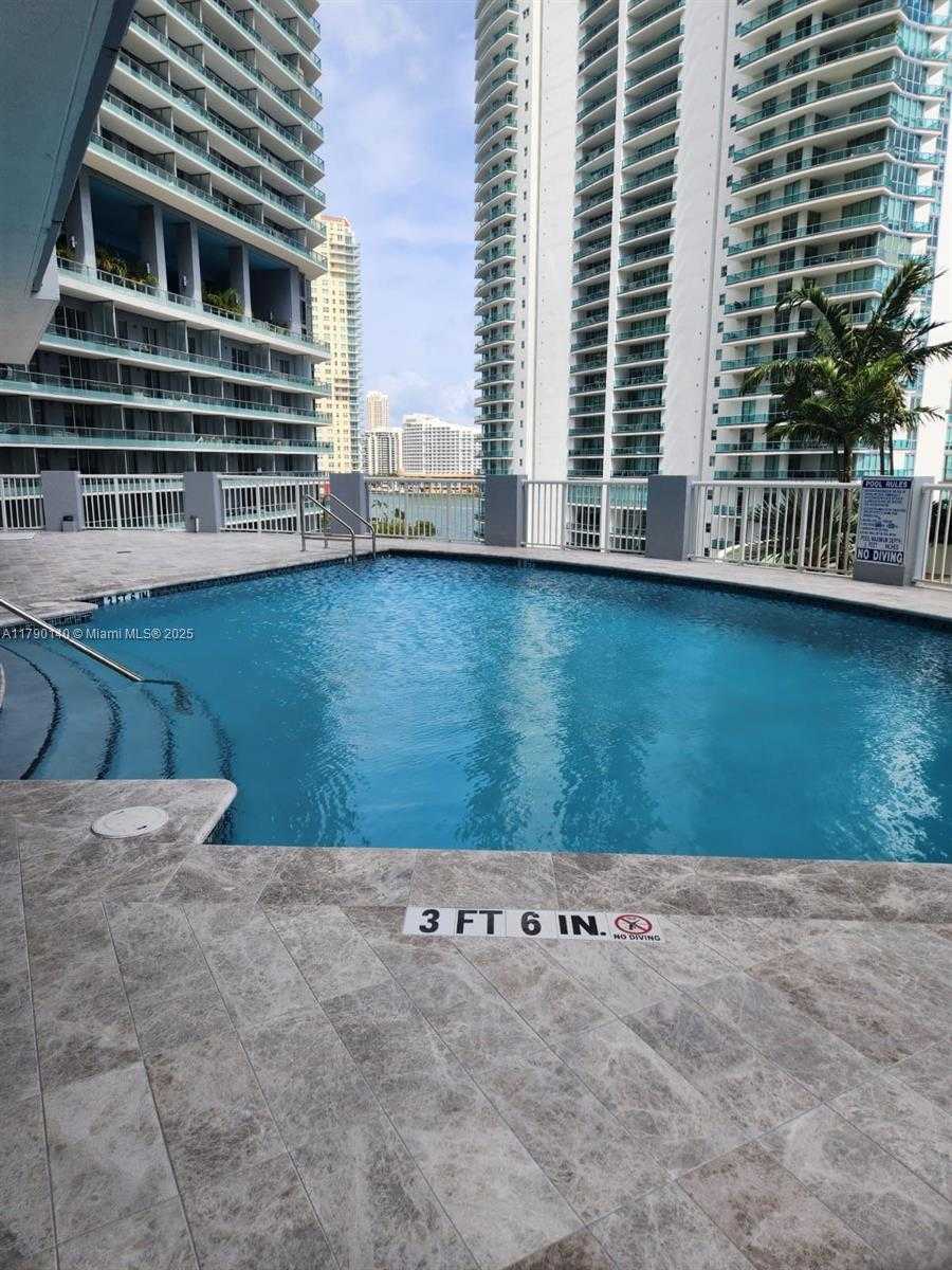 Small Image of 170 SOUTH EAST 14TH ST #2303, Miami Number 34