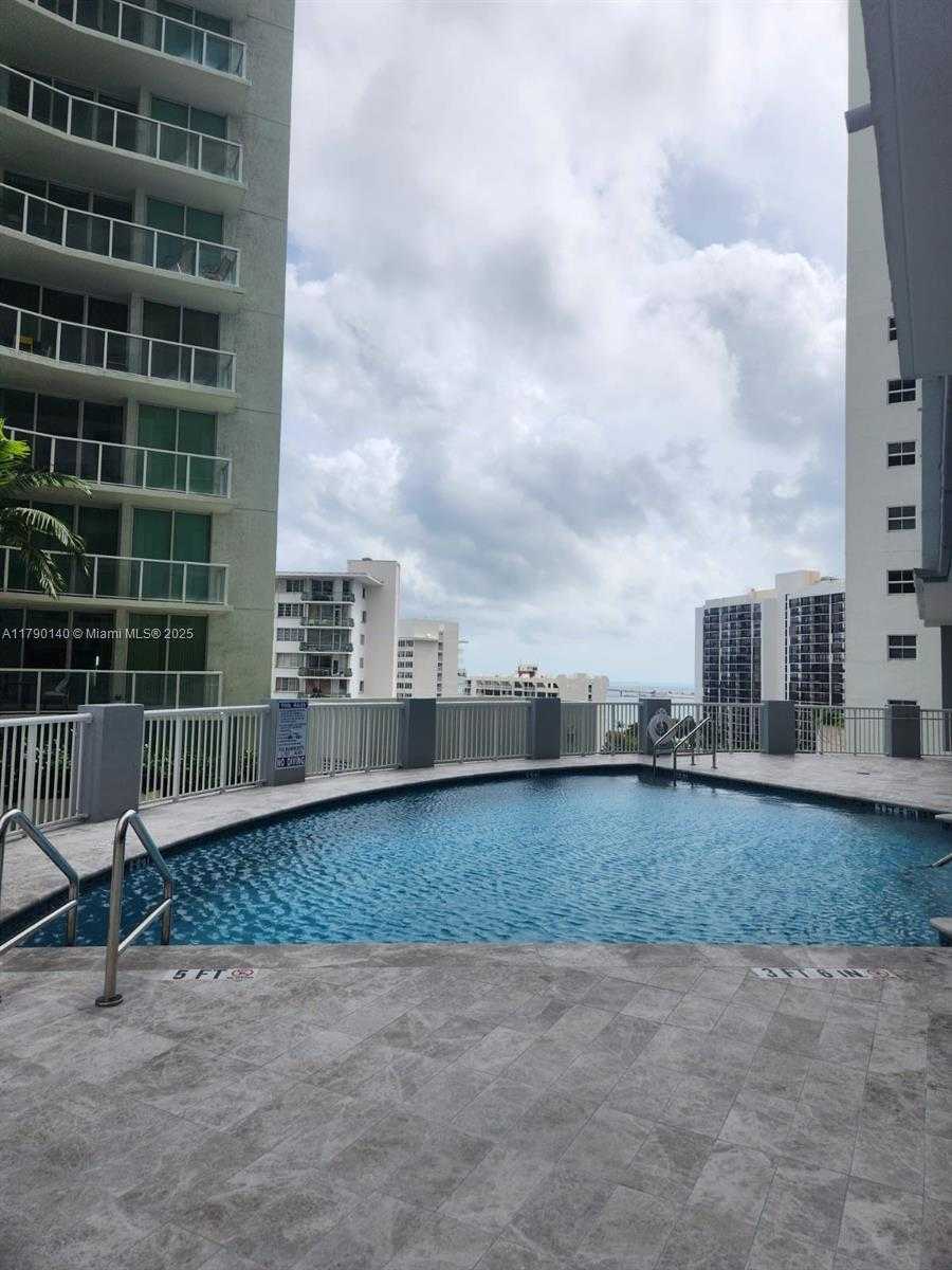Small Image of 170 SOUTH EAST 14TH ST #2303, Miami Number 38