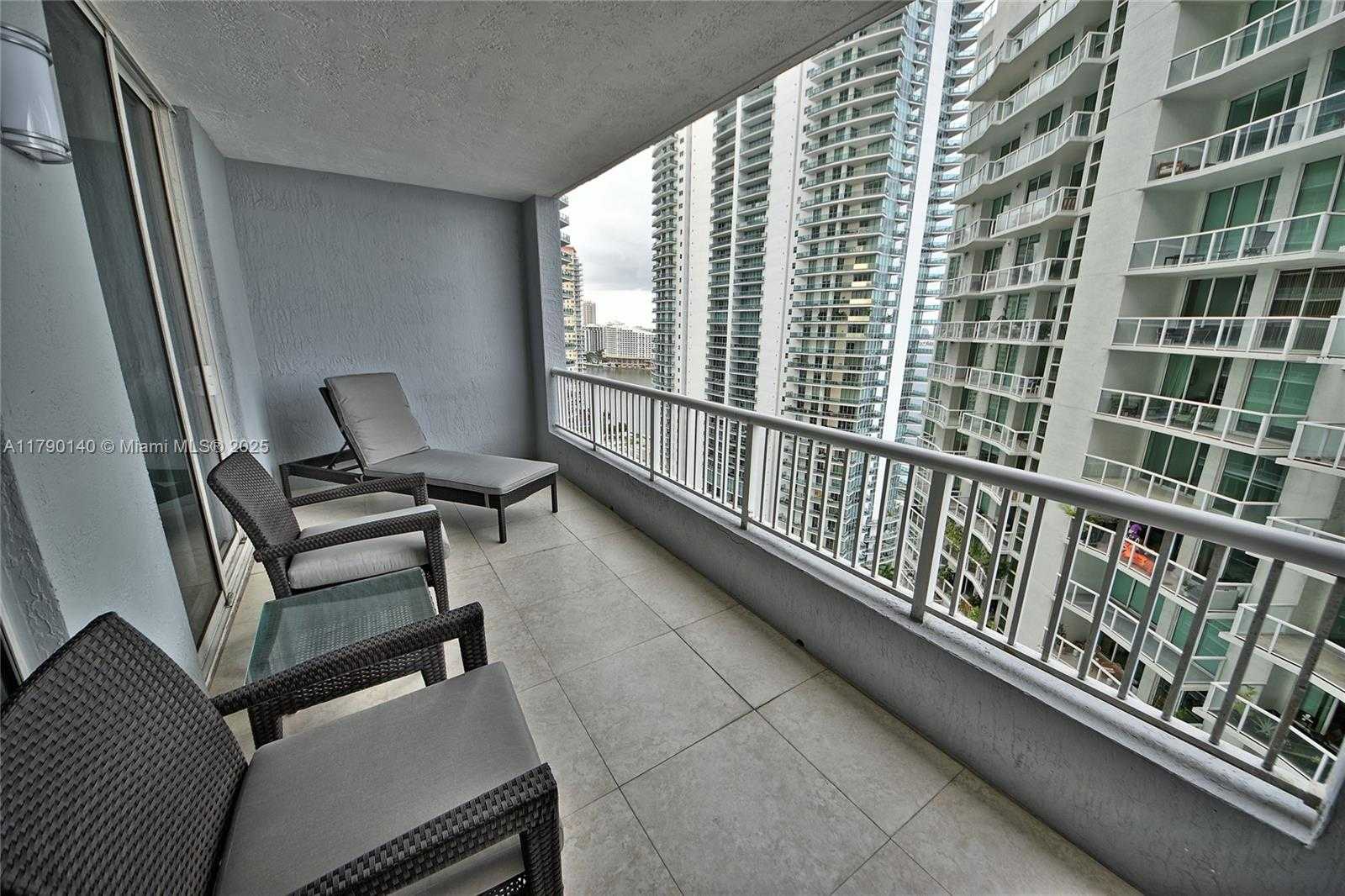 Small Image of 170 SOUTH EAST 14TH ST #2303, Miami Number 4