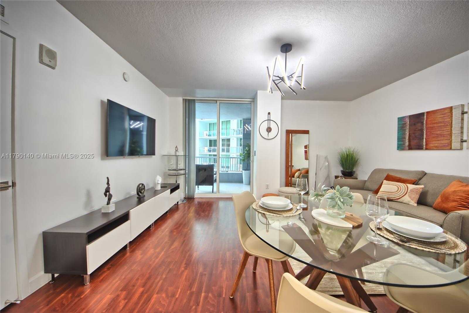 Small Image of 170 SOUTH EAST 14TH ST #2303, Miami Number 6