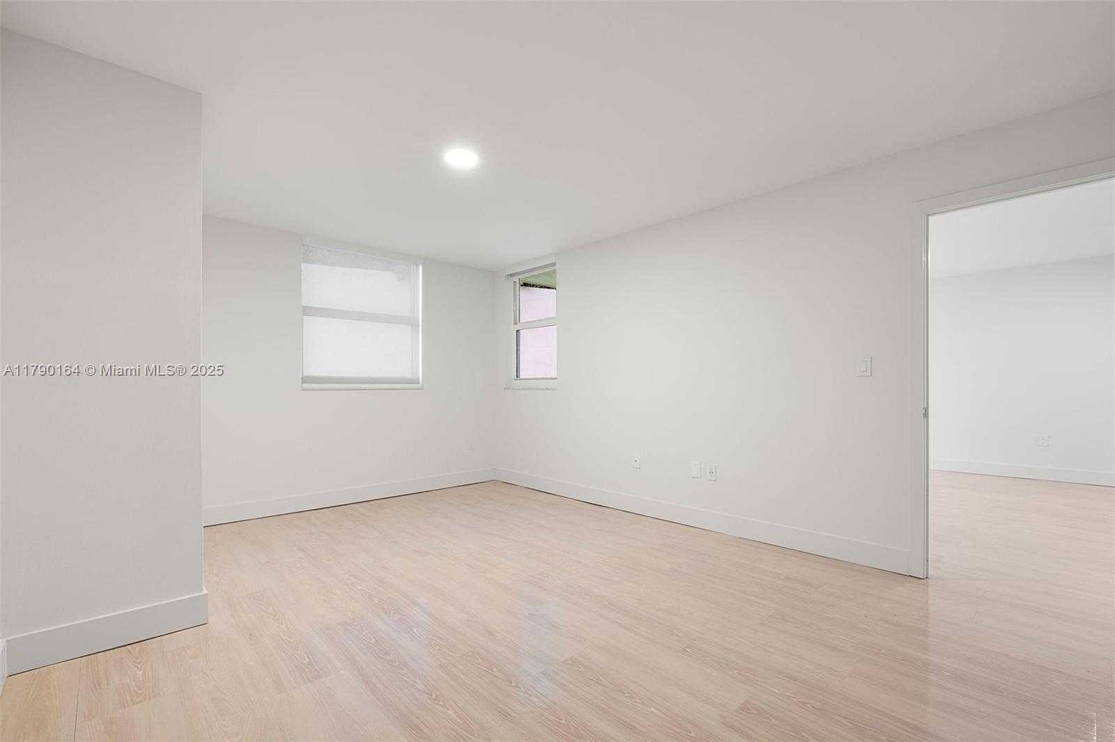 Small Image of 1756 NORTH BAYSHORE DR #23N, Miami Number 18