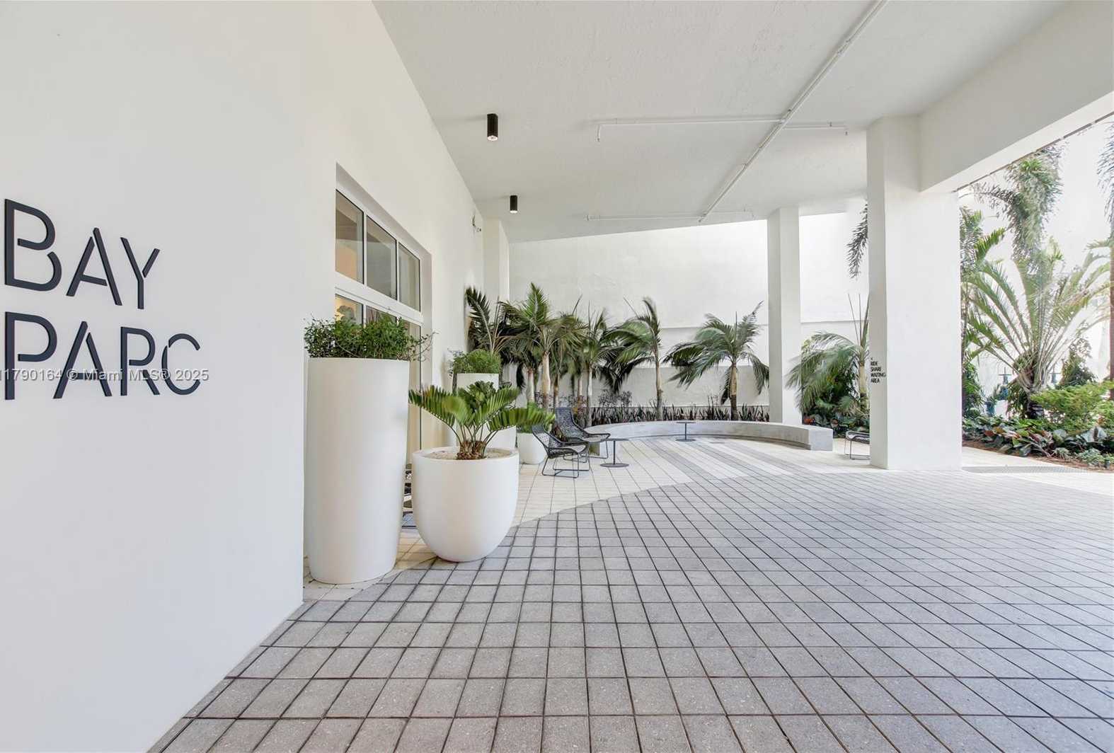 Small Image of 1756 NORTH BAYSHORE DR #23N, Miami Number 29