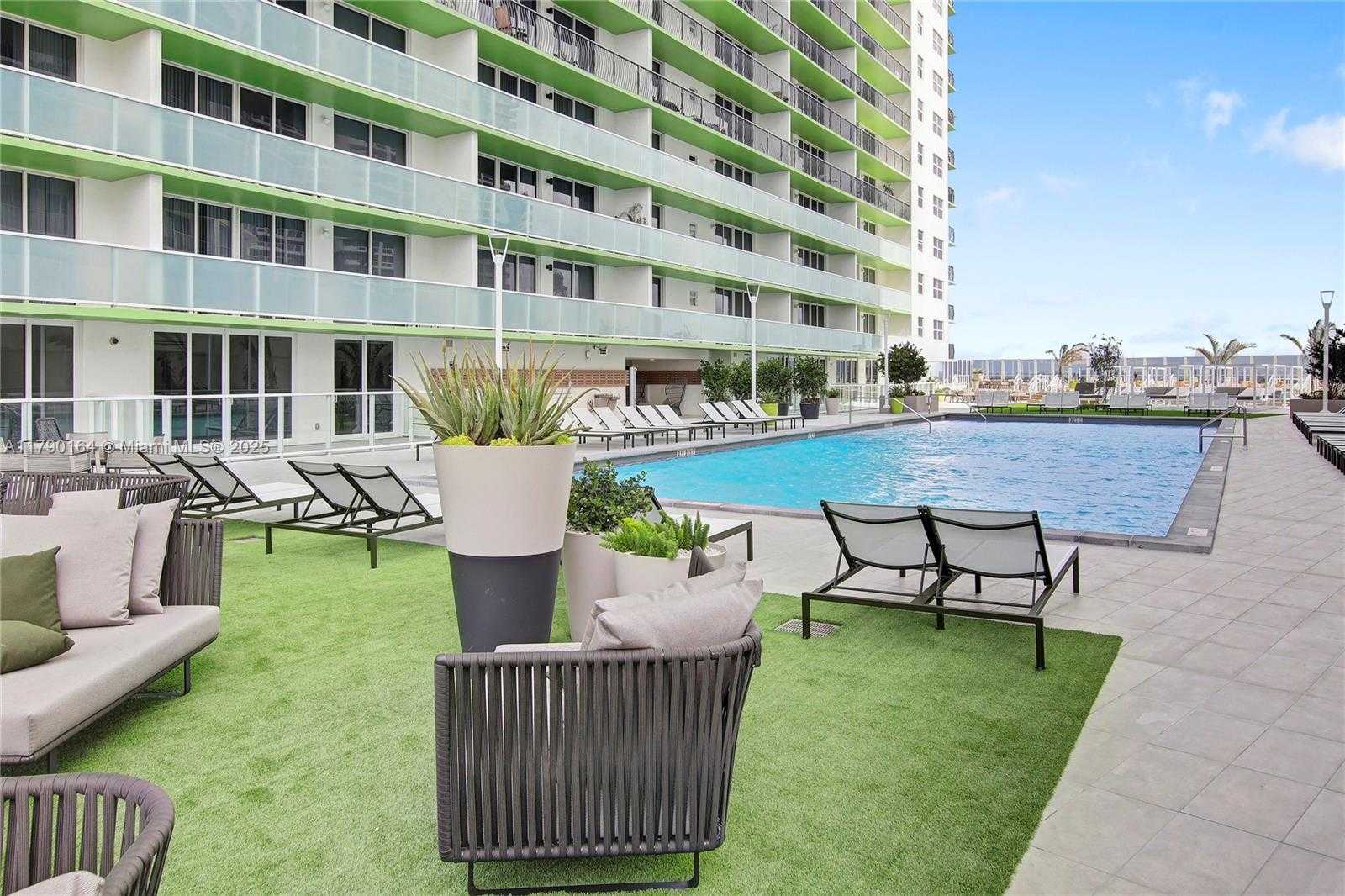 Small Image of 1756 NORTH BAYSHORE DR #23N, Miami Number 33