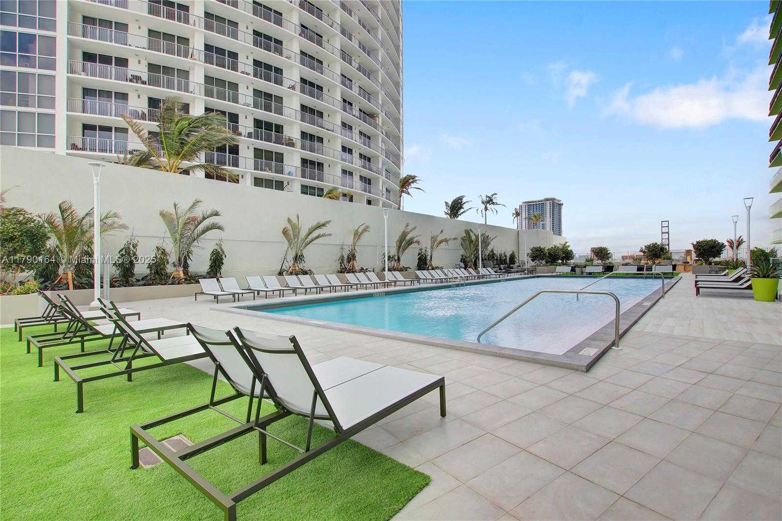 Small Image of 1756 NORTH BAYSHORE DR #23N, Miami Number 34