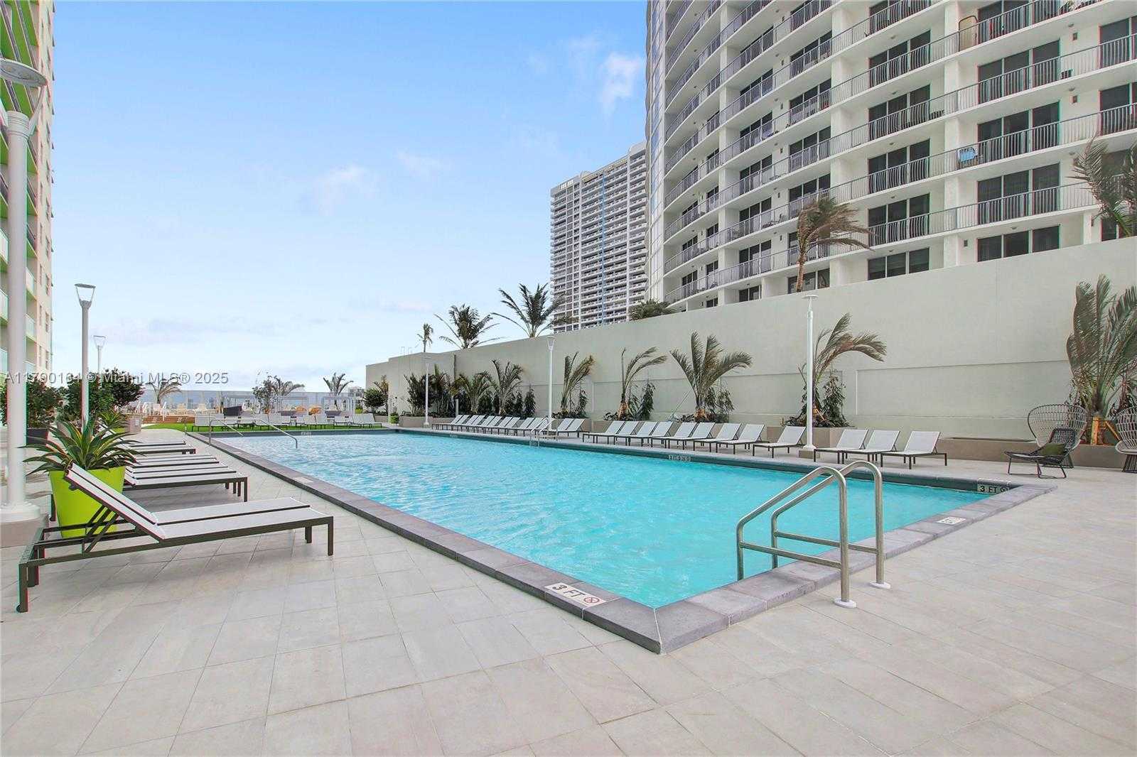 Small Image of 1756 NORTH BAYSHORE DR #23N, Miami Number 36
