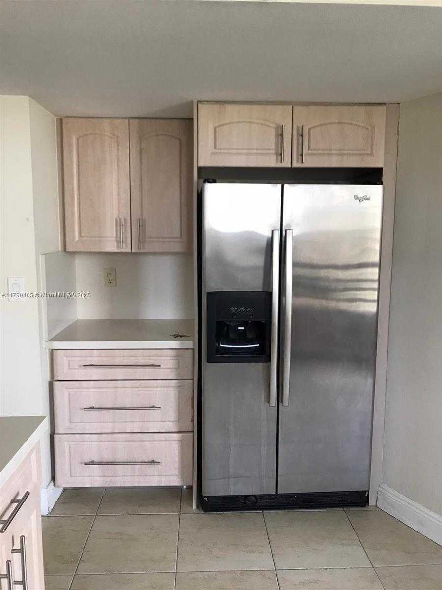 Small Image of 3300 NORTH EAST 191ST ST #1806, Aventura Number 16