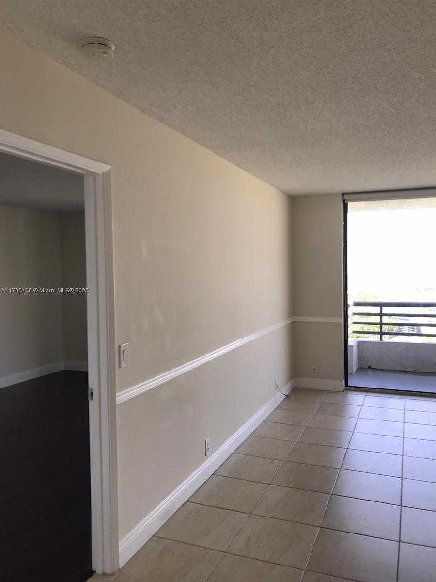 Small Image of 3300 NORTH EAST 191ST ST #1806, Aventura Number 27