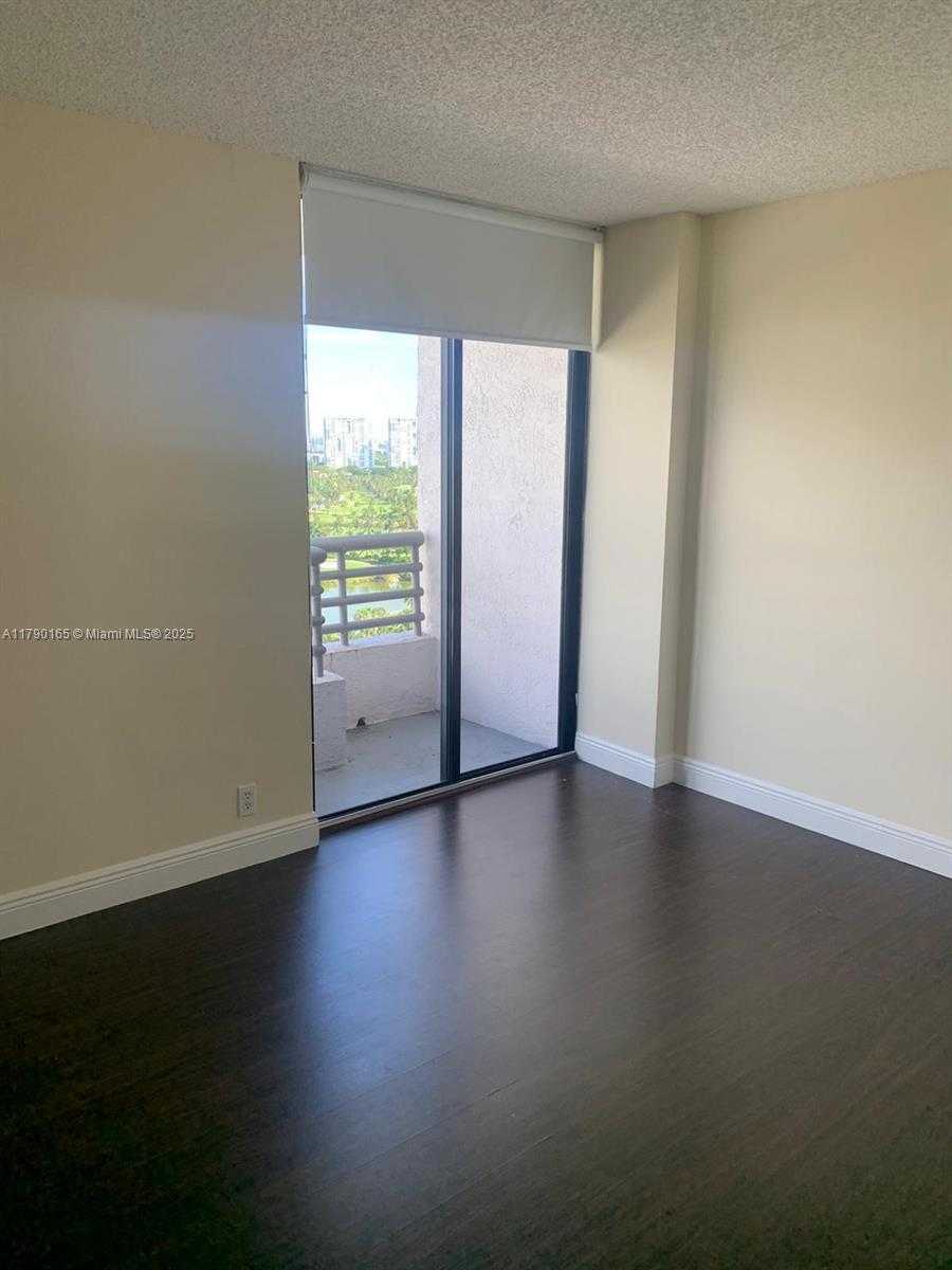 Small Image of 3300 NORTH EAST 191ST ST #1806, Aventura Number 8