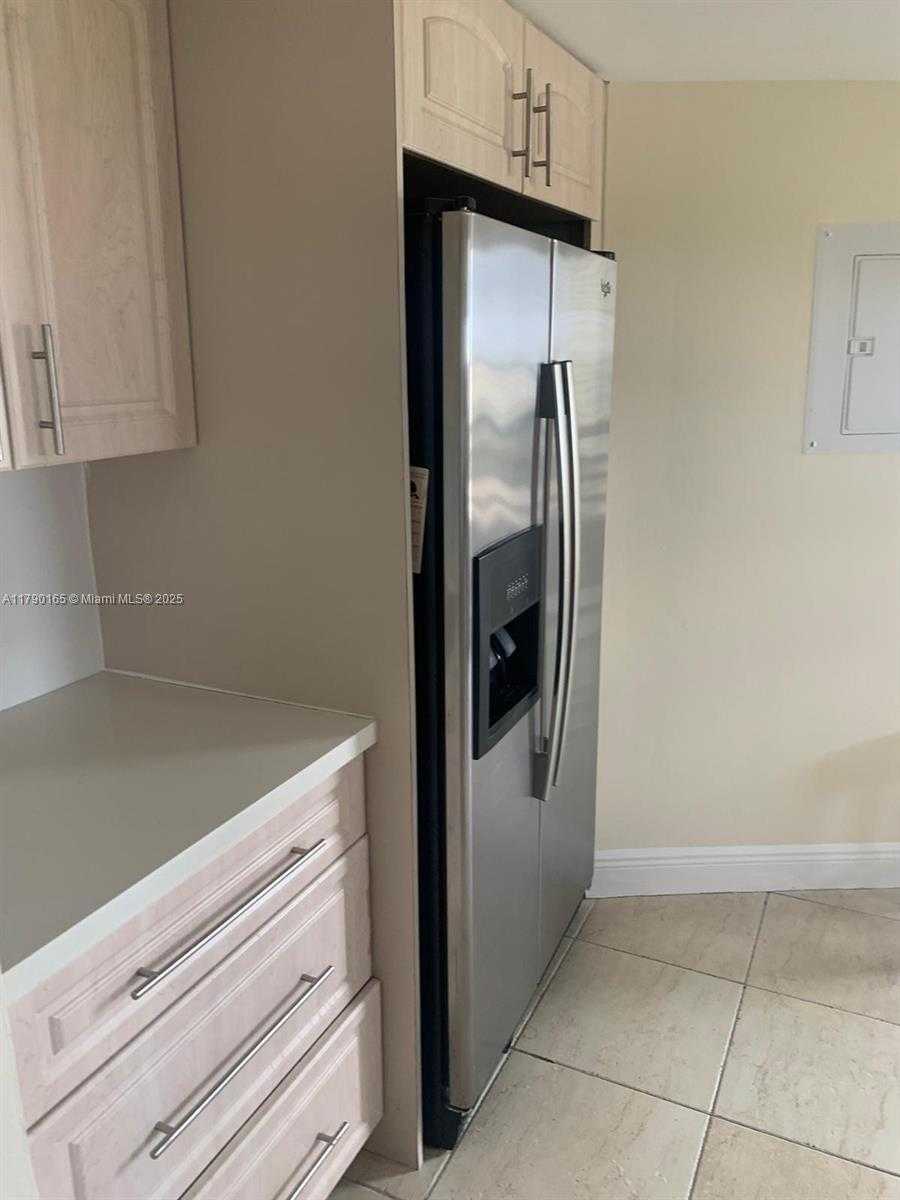 Small Image of 3300 NORTH EAST 191ST ST #1806, Aventura Number 9