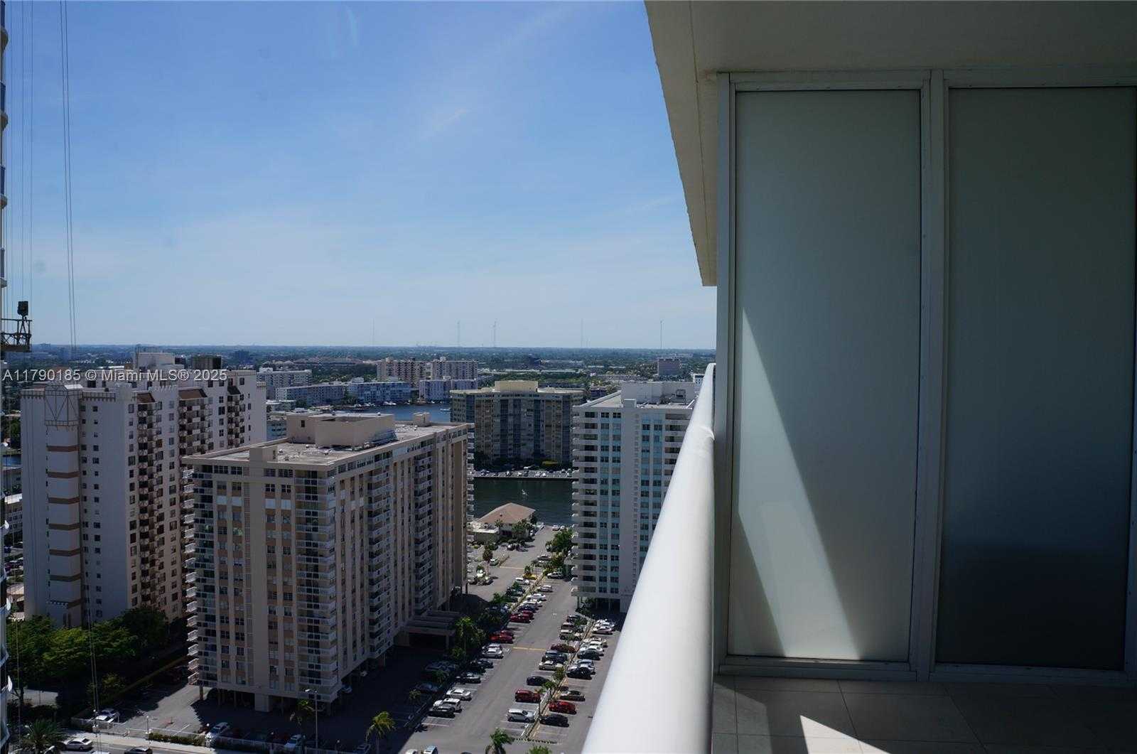 Small Image of 1830 SOUTH OCEAN DR #2305, Hallandale Beach Number 17