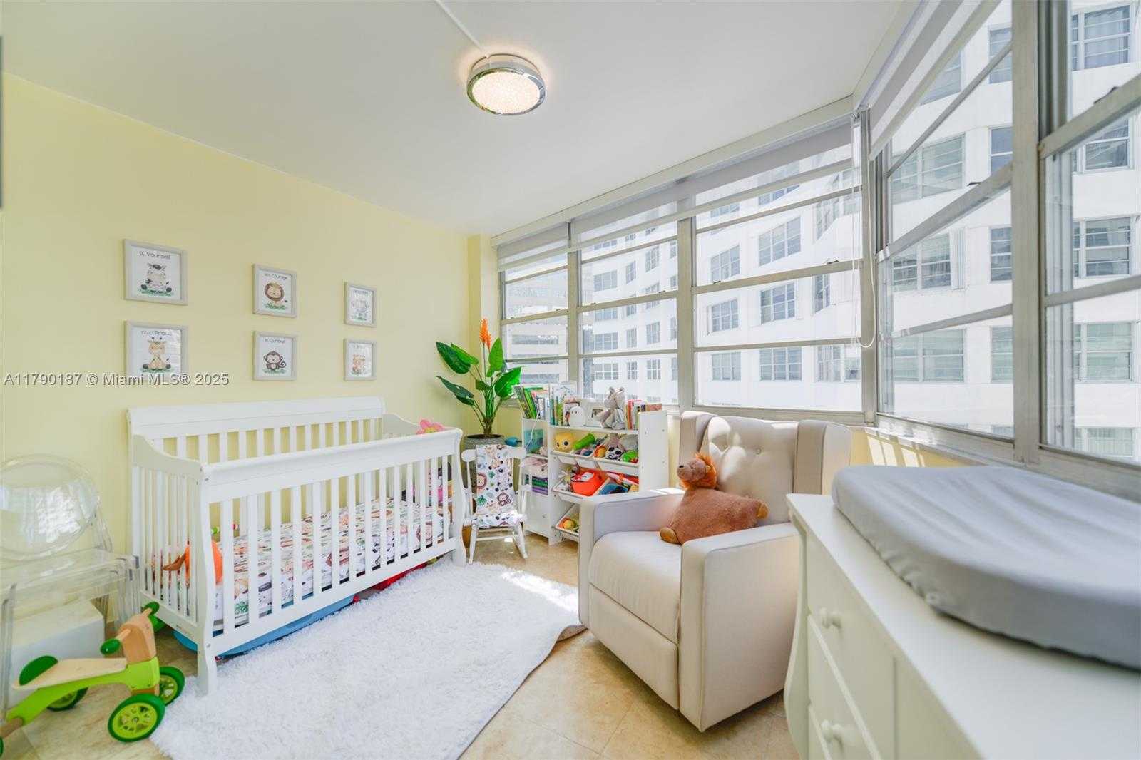 Small Image of 905 BRICKELL BAY DR #1424, Miami Number 13