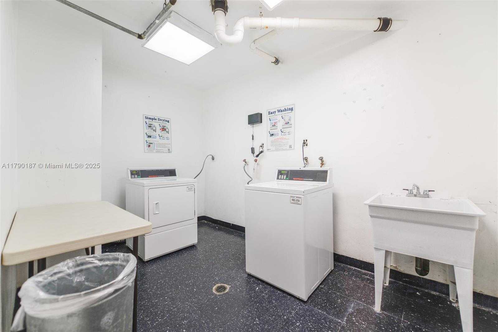 Small Image of 905 BRICKELL BAY DR #1424, Miami Number 17