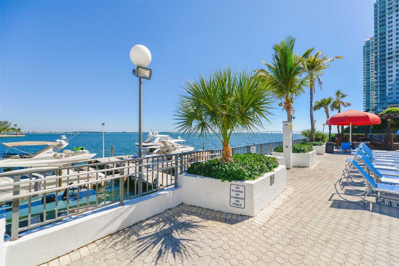 Small Image of 905 BRICKELL BAY DR #1424, Miami Number 25