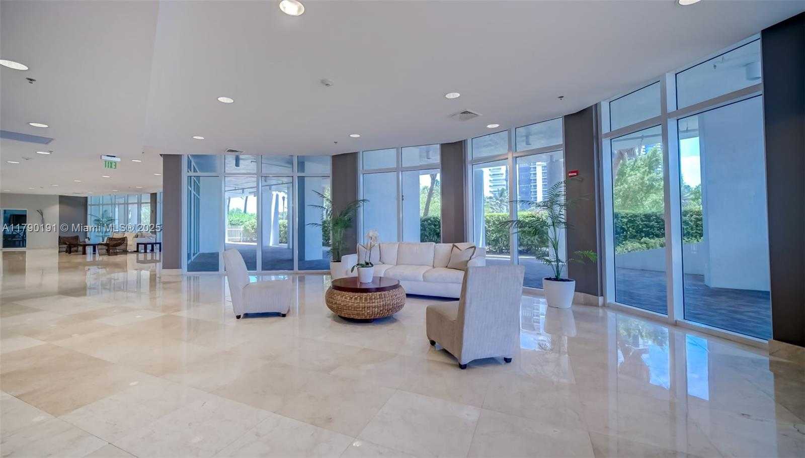 Small Image of 6515 COLLINS AVE #1807, Miami Beach Number 24