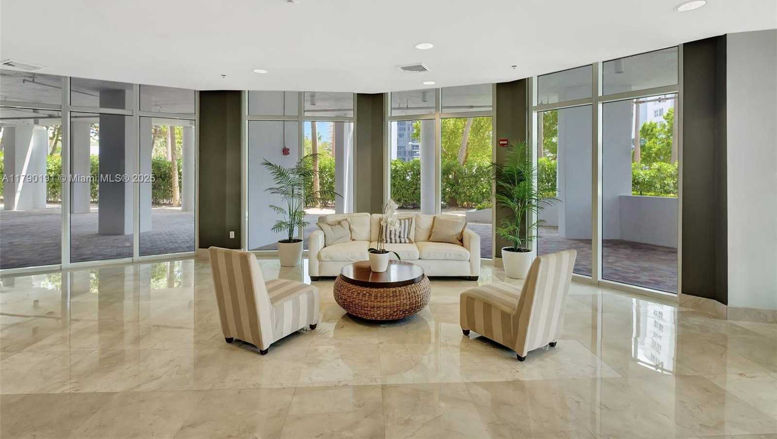 Small Image of 6515 COLLINS AVE #1807, Miami Beach Number 25