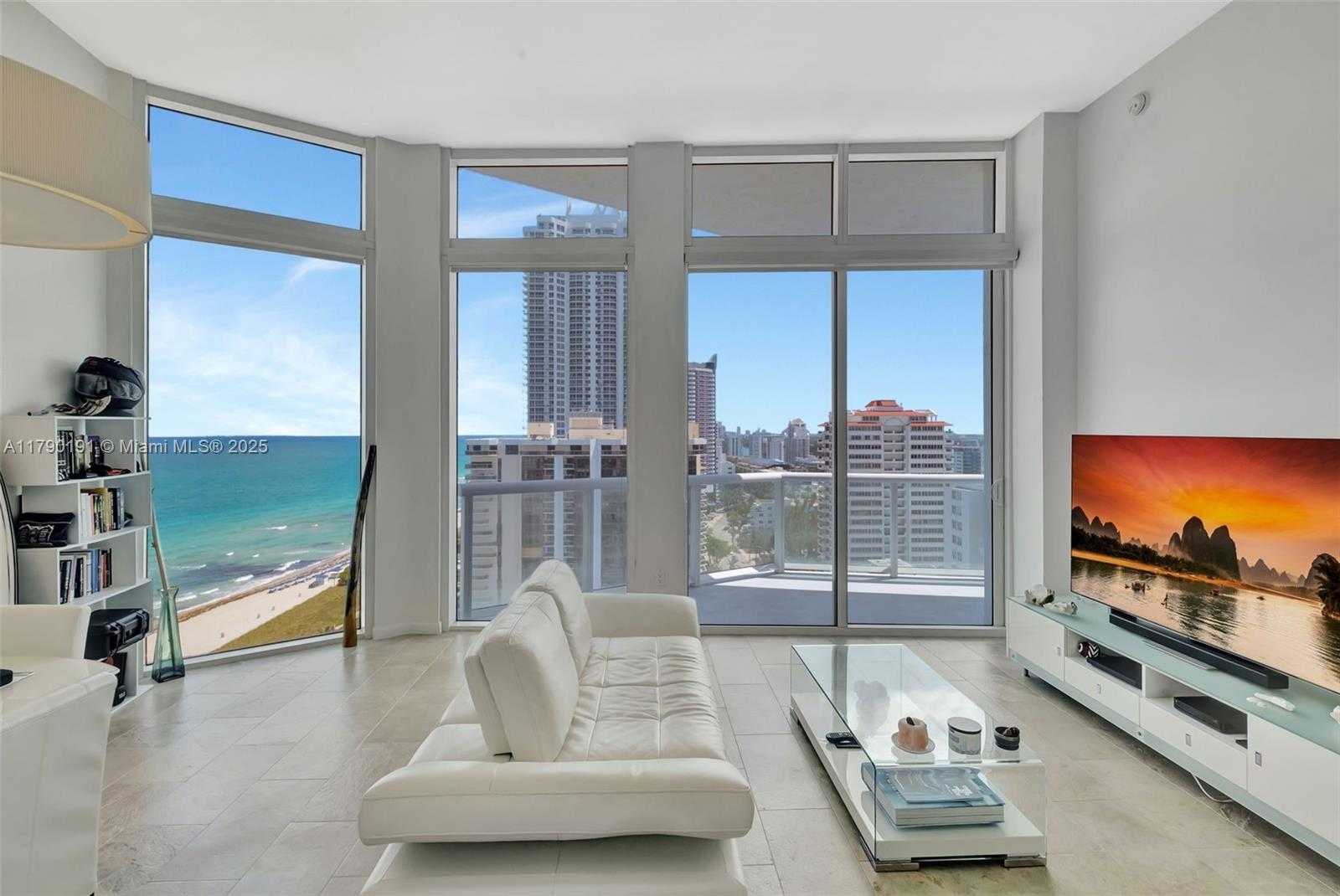 Small Image of 6515 COLLINS AVE #1807, Miami Beach Number 3