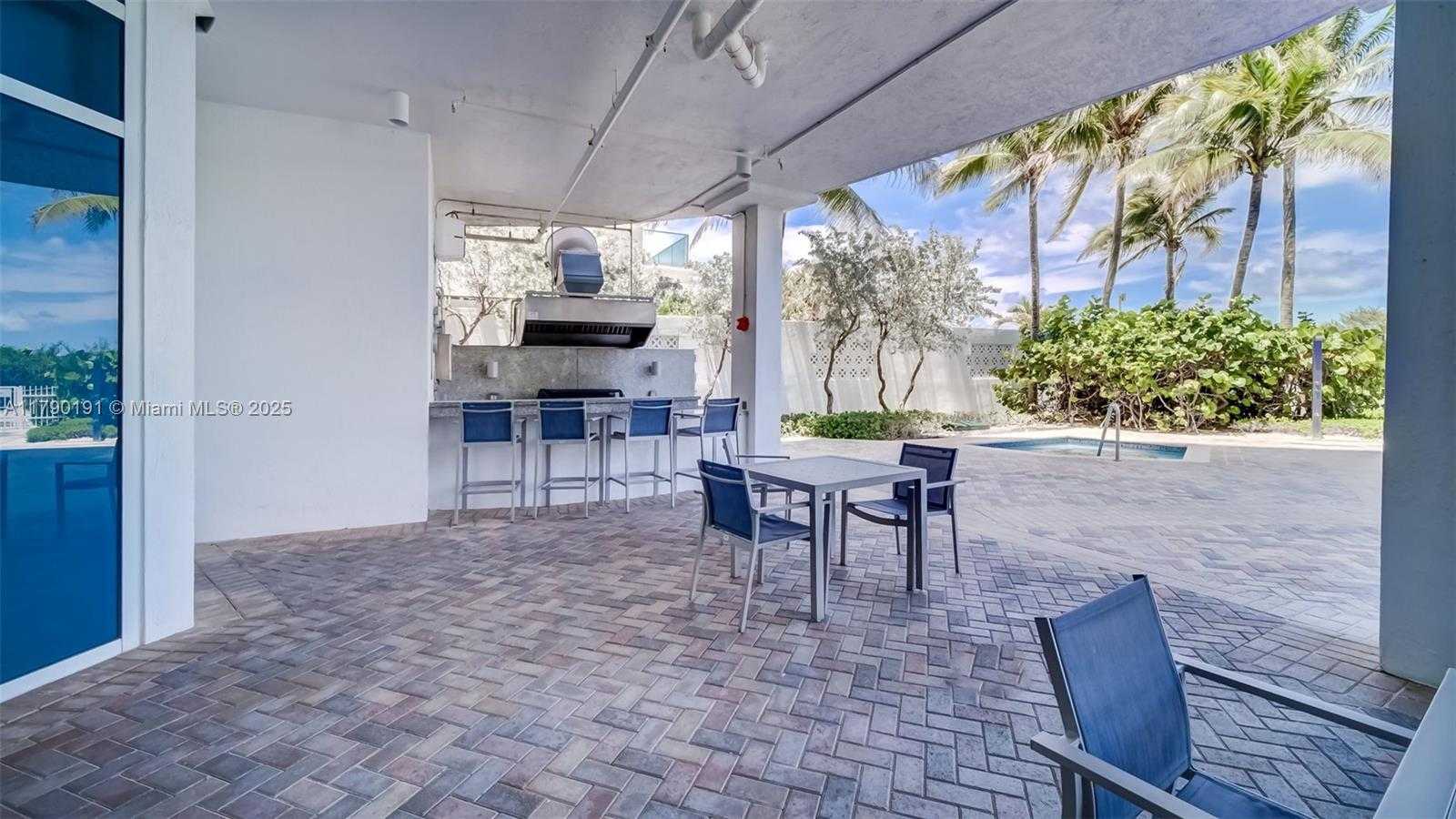Small Image of 6515 COLLINS AVE #1807, Miami Beach Number 33