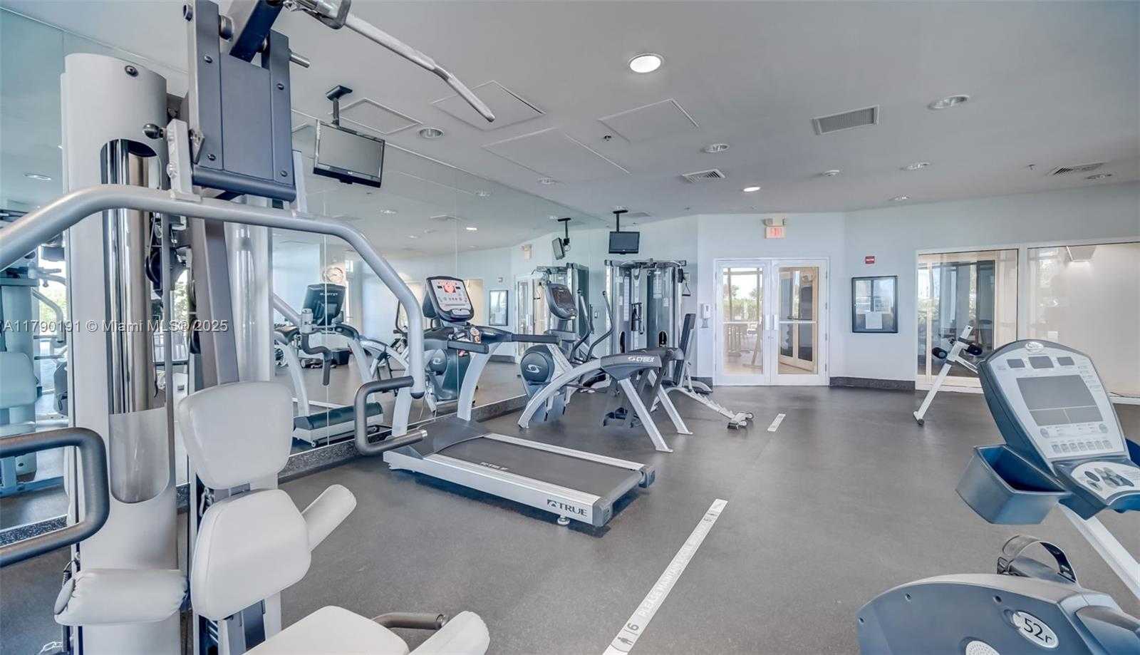 Small Image of 6515 COLLINS AVE #1807, Miami Beach Number 39