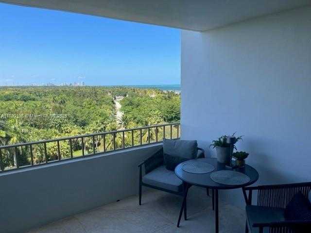 Small Image of 177 OCEAN LANE DR #812, Key Biscayne Number 10