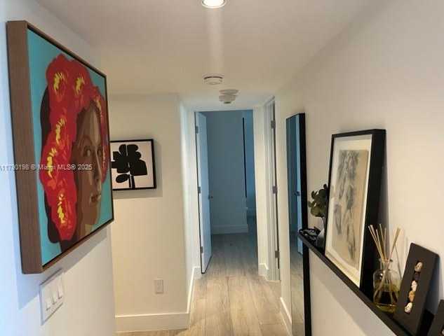 Small Image of 177 OCEAN LANE DR #812, Key Biscayne Number 6