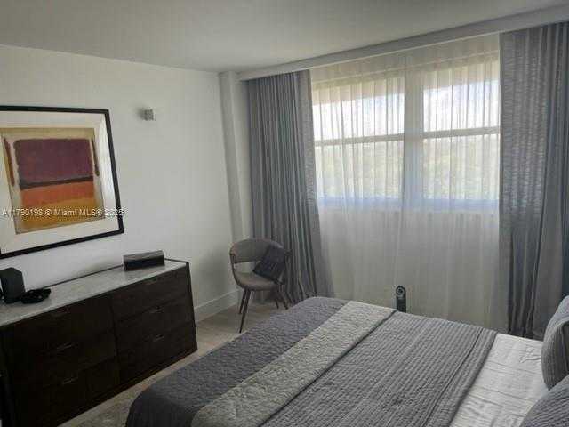 Small Image of 177 OCEAN LANE DR #812, Key Biscayne Number 7