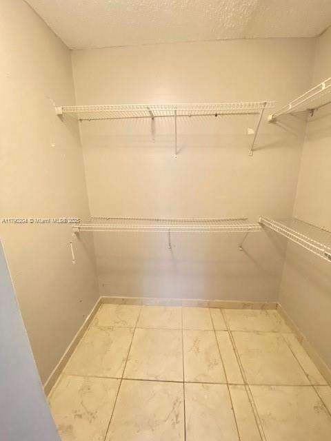 Small Image of 9729 #205E, Miami Number 7