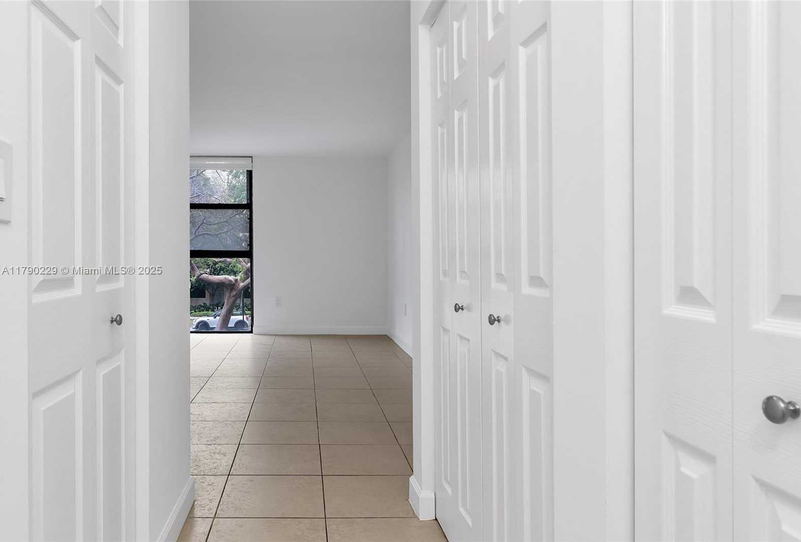 Small Image of 2501 BRICKELL AVE #202, Miami Number 35
