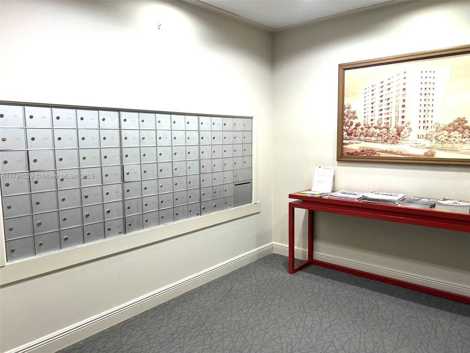 Small Image of 2501 BRICKELL AVE #202, Miami Number 47
