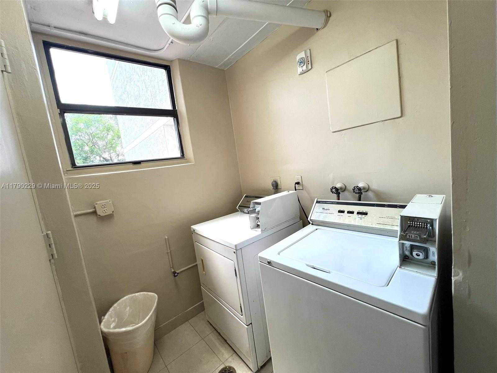 Small Image of 2501 BRICKELL AVE #202, Miami Number 53