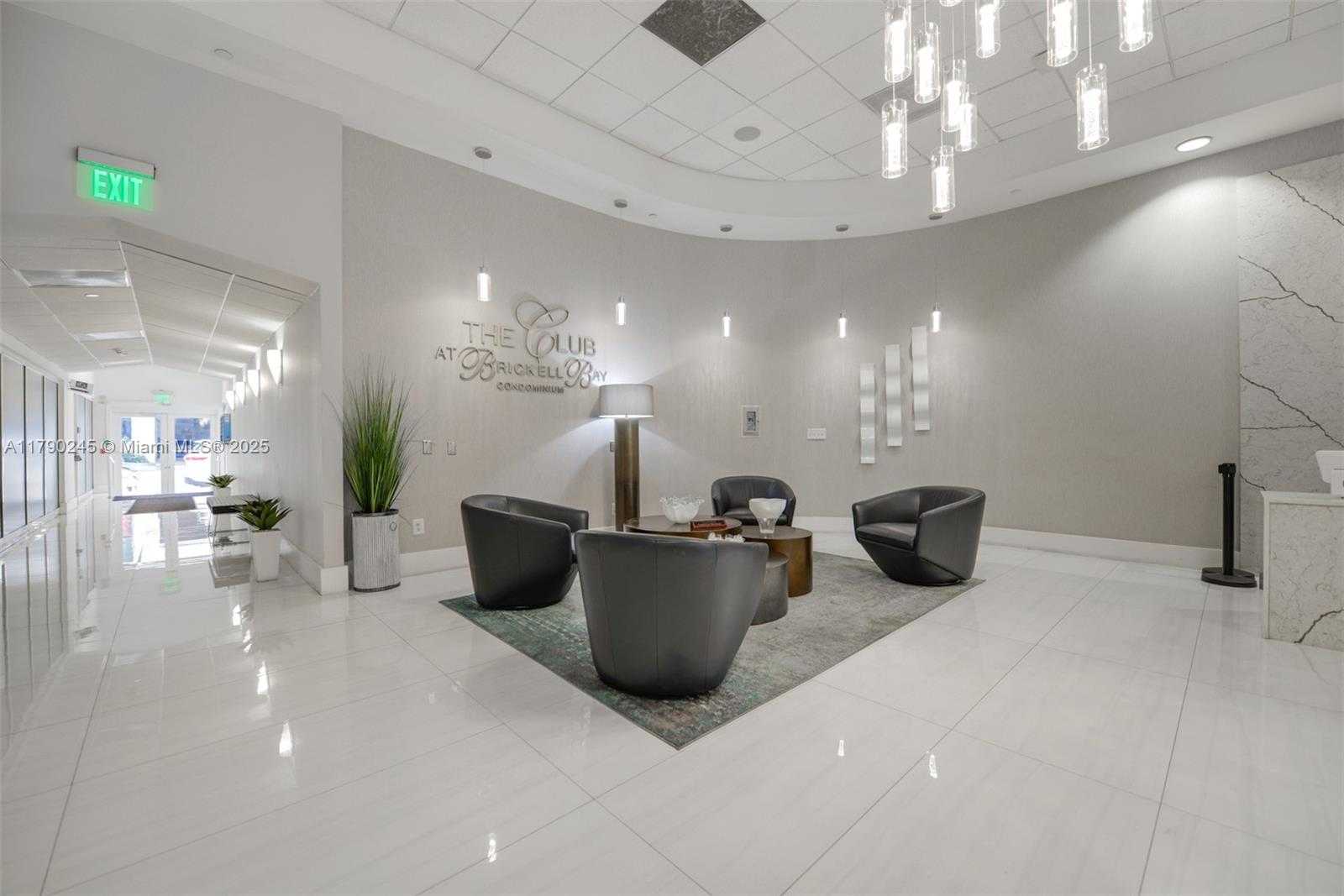 Small Image of 1200 BRICKELL BAY DR #1517, Miami Number 35