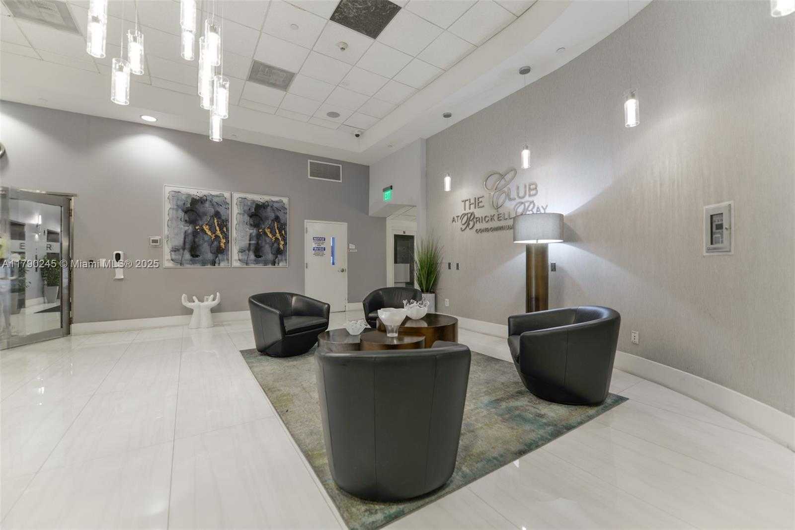 Small Image of 1200 BRICKELL BAY DR #1517, Miami Number 36