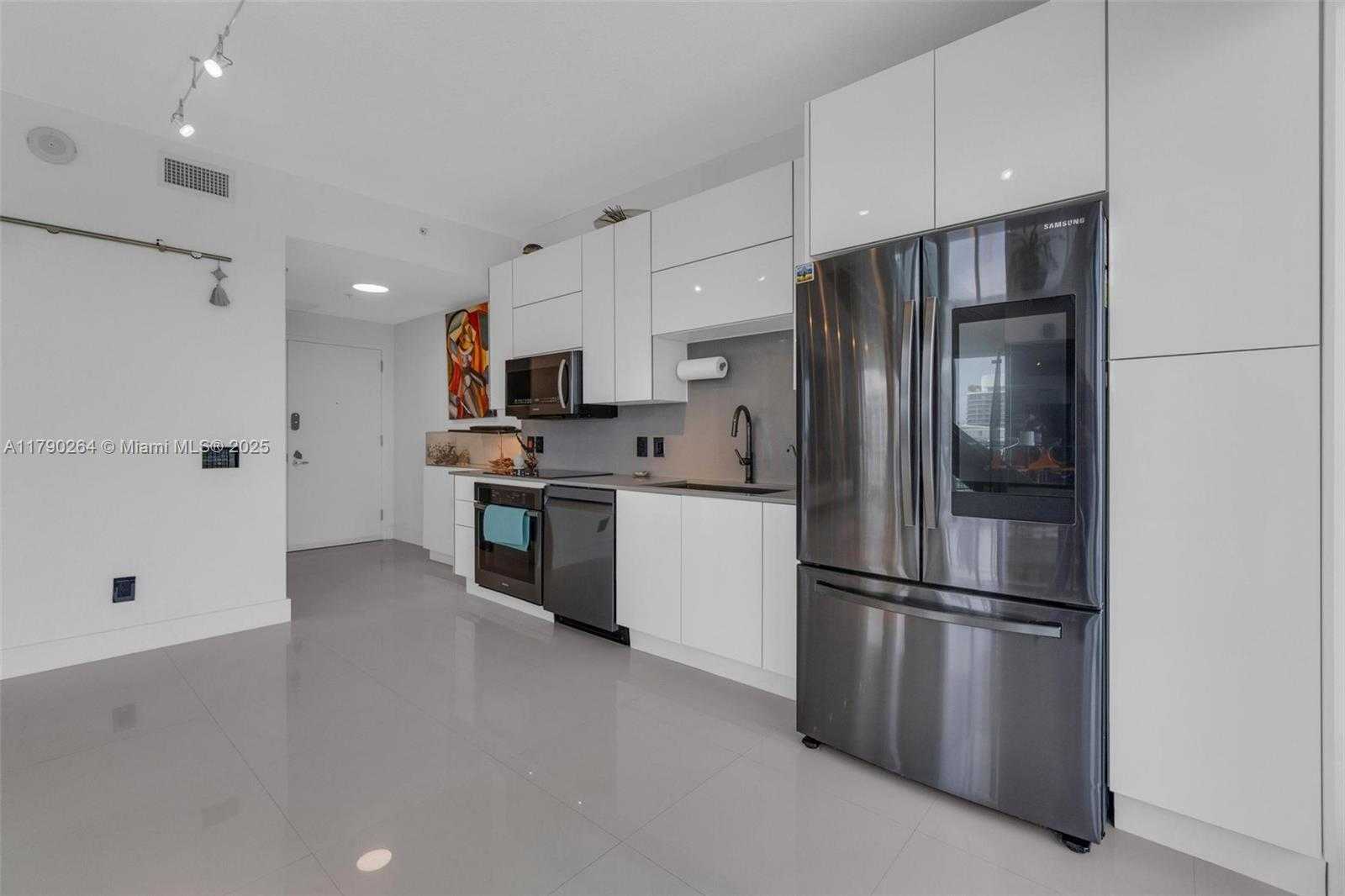 Small Image of 60 SOUTH WEST 13TH ST #3613, Miami Number 10