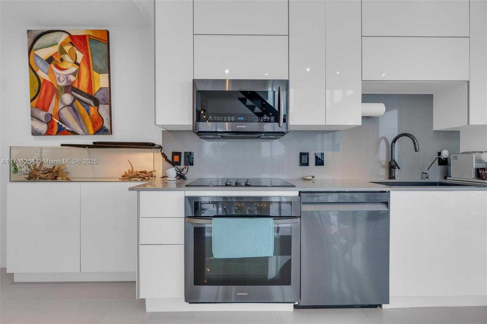Small Image of 60 SOUTH WEST 13TH ST #3613, Miami Number 12