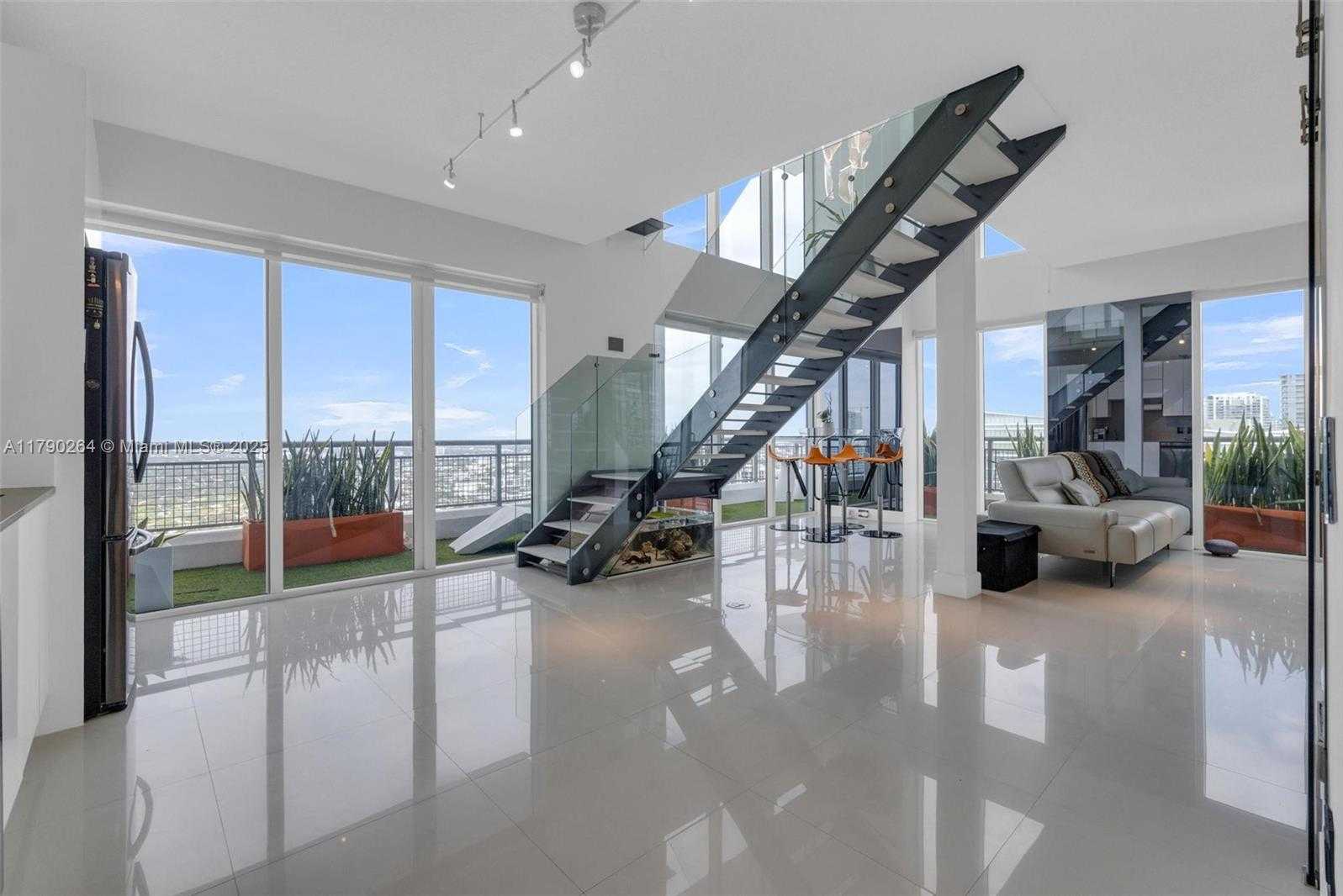 Small Image of 60 SOUTH WEST 13TH ST #3613, Miami Number 2
