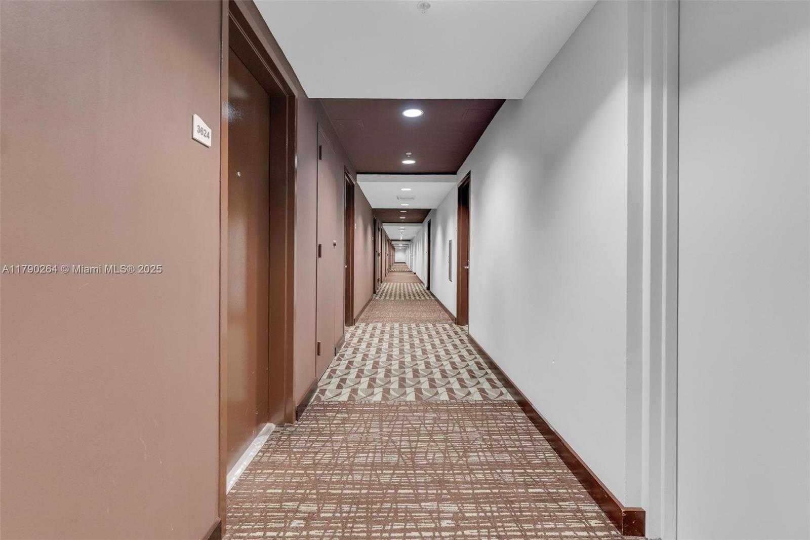 Small Image of 60 SOUTH WEST 13TH ST #3613, Miami Number 39