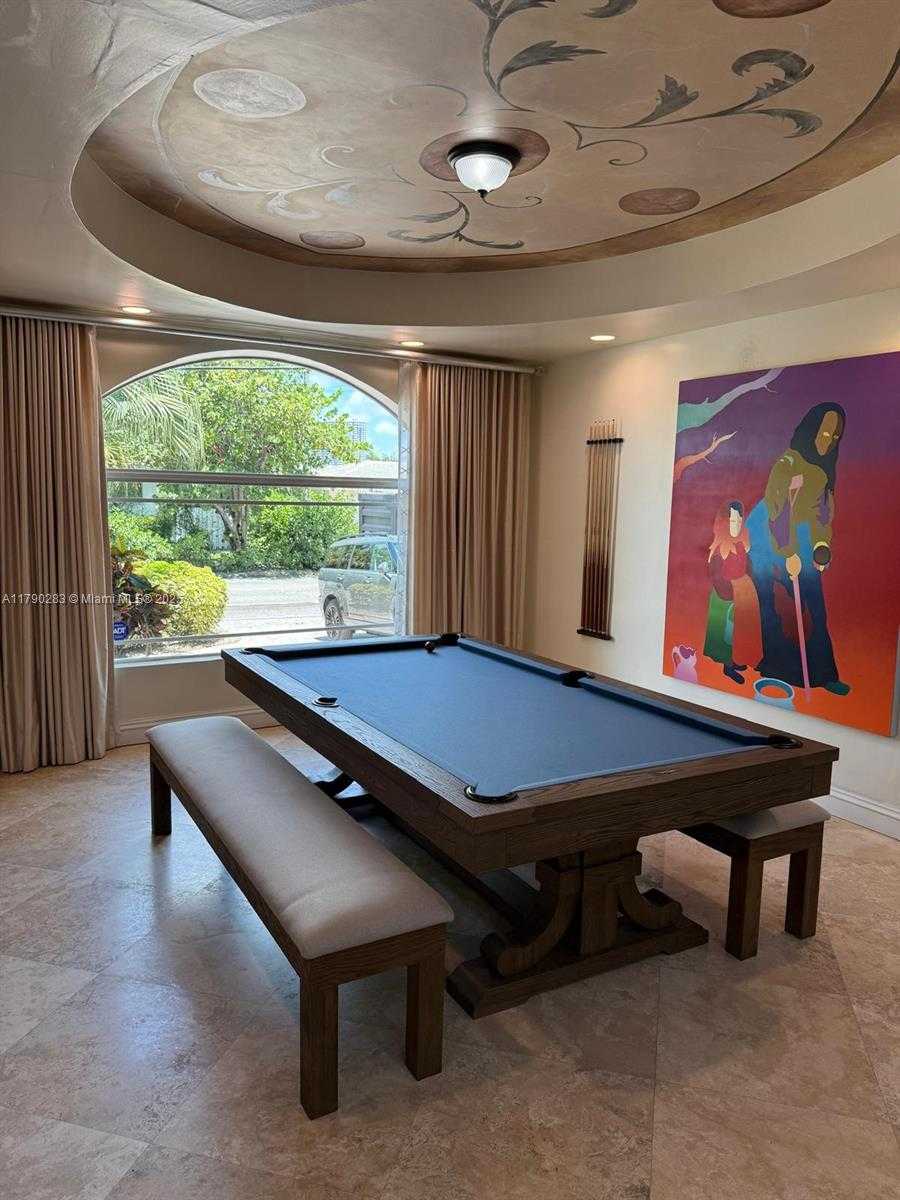 Small Image of 3320 NORTH EAST 164TH ST, North Miami Beach Number 21