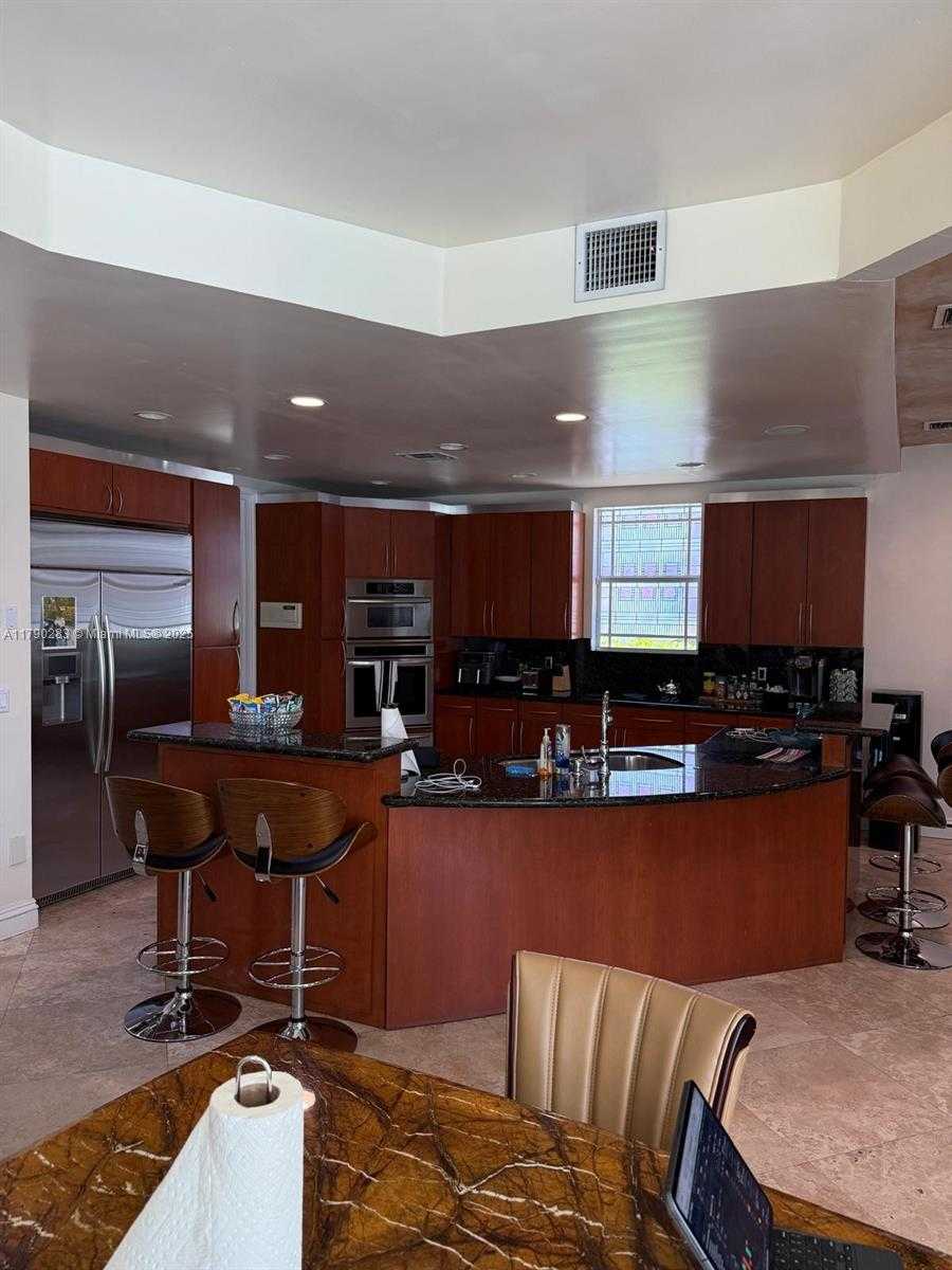 Small Image of 3320 NORTH EAST 164TH ST, North Miami Beach Number 27