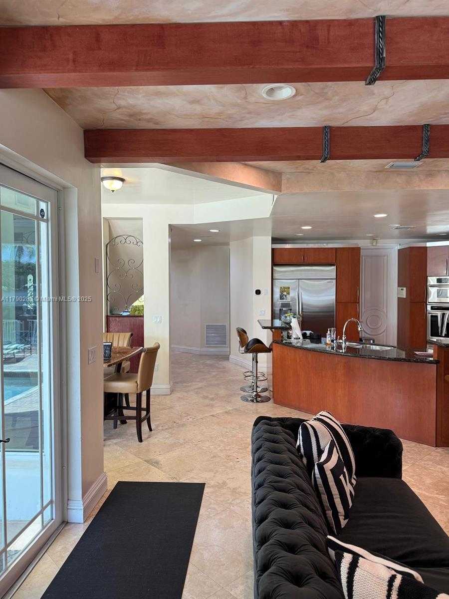 Small Image of 3320 NORTH EAST 164TH ST, North Miami Beach Number 30