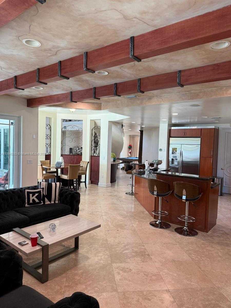 Small Image of 3320 NORTH EAST 164TH ST, North Miami Beach Number 33