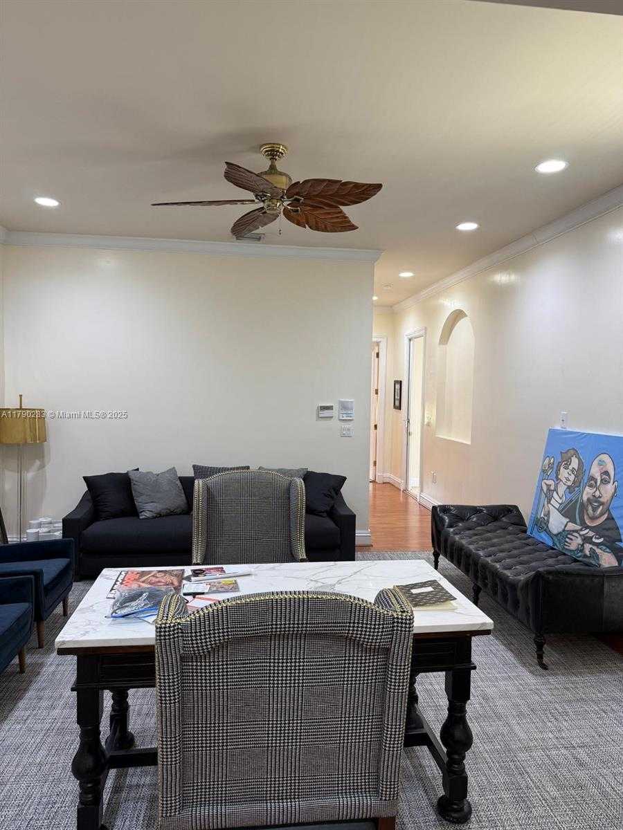 Small Image of 3320 NORTH EAST 164TH ST, North Miami Beach Number 52