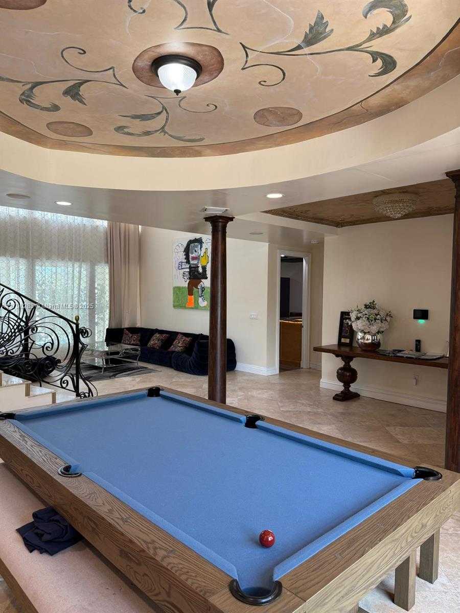Small Image of 3320 NORTH EAST 164TH ST, North Miami Beach Number 6