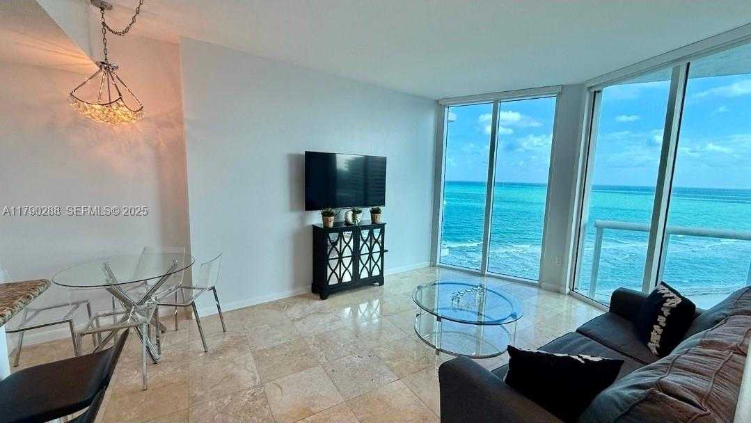 Small Image of 6515 COLLINS AVE #1604, Miami Beach Number 24
