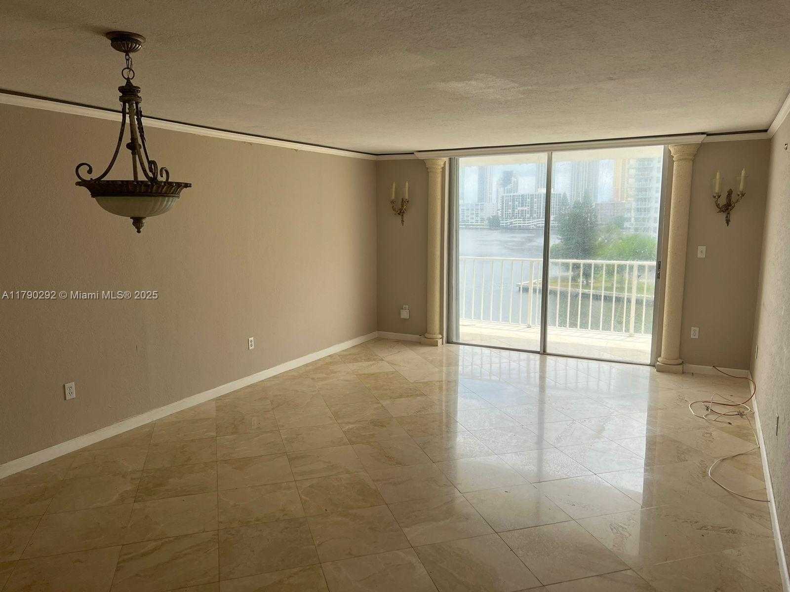 Small Image of 4000 NORTH EAST 170TH ST #604, North Miami Beach Number 3