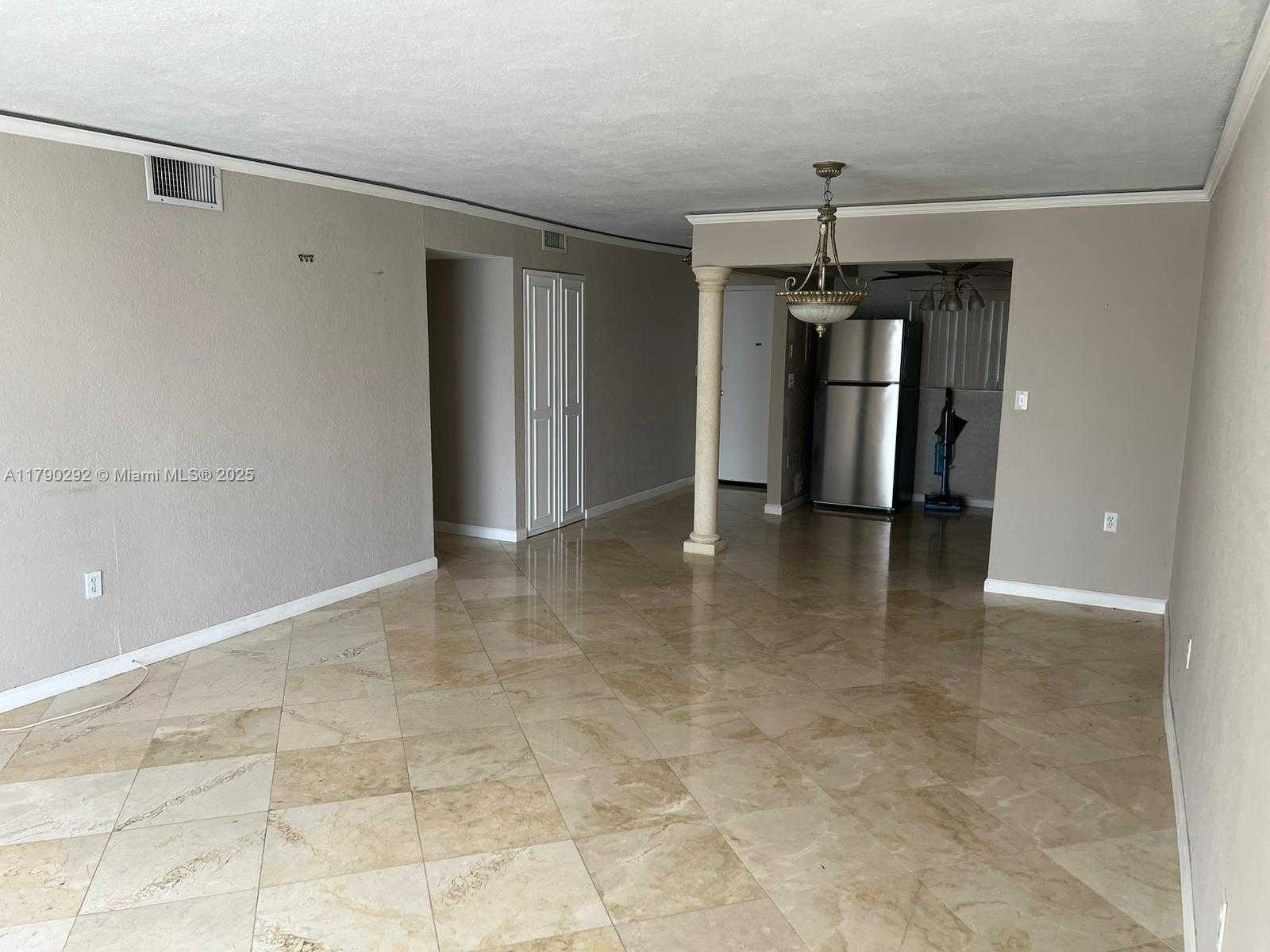 Small Image of 4000 NORTH EAST 170TH ST #604, North Miami Beach Number 4
