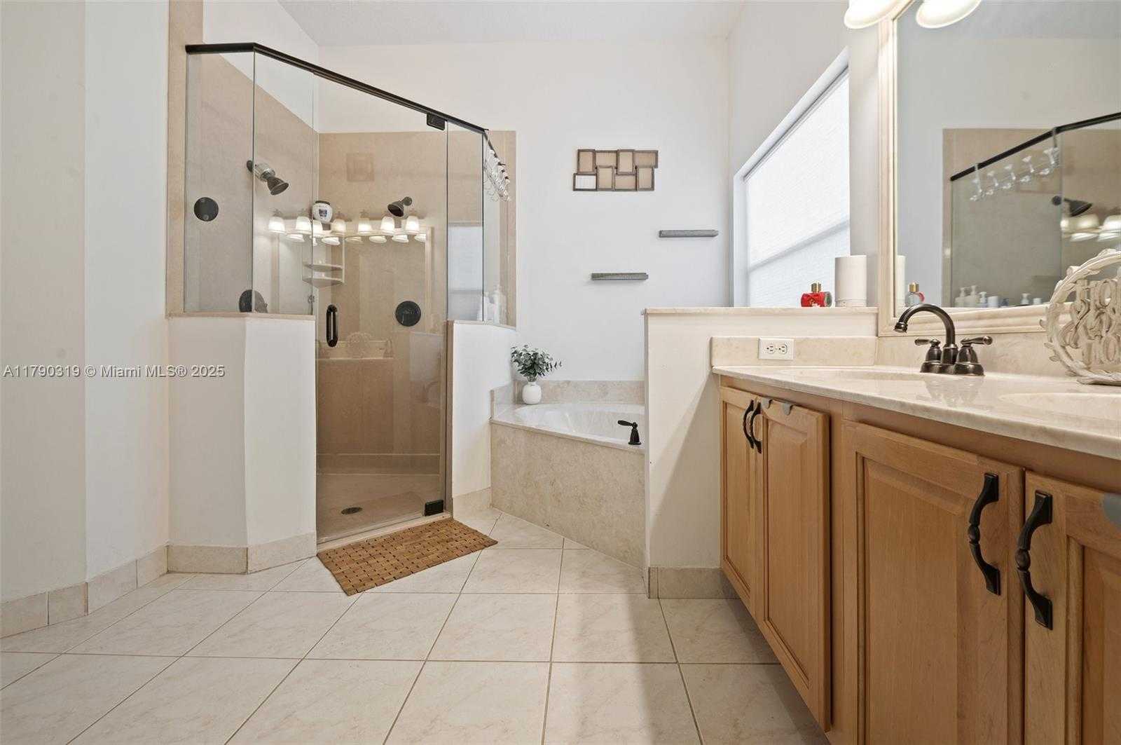 Small Image of 6152 NORTH 120TH AVE N, West Palm Beach Number 16